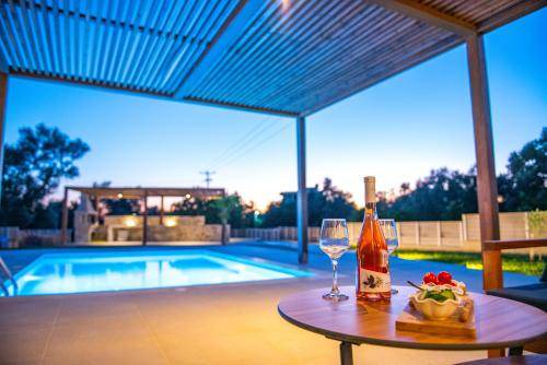 Tymbaki Villa | 120 m² Villa ∙ 3 bedrooms ∙ 6 guests