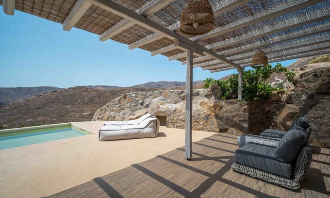 Serifos Villa | 120 m² Villa ∙ 4 bedrooms ∙ 8 guests