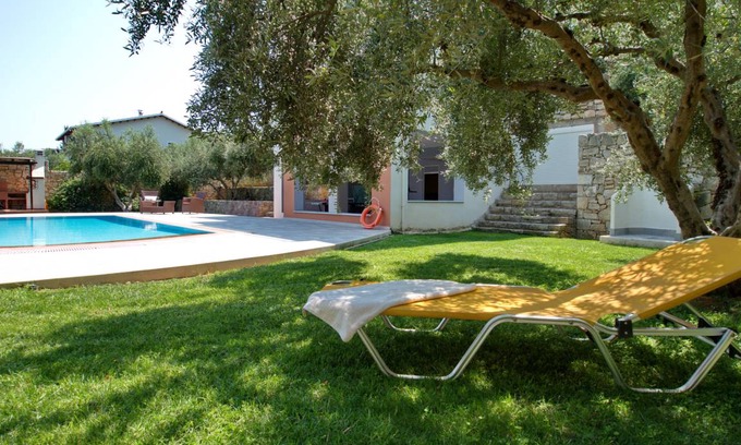 Filippos Villa | 123 m² Villa ∙ 3 bedrooms ∙ 6 guests