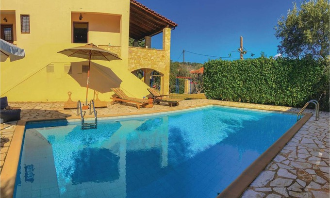 Ziria House | 150 m² House ∙ 3 bedrooms ∙ 6 guests