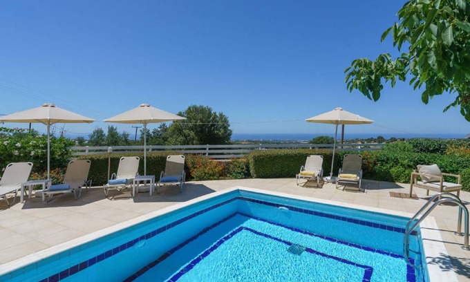 Skouloufia House | 150 m² House ∙ 3 bedrooms ∙ 7 guests