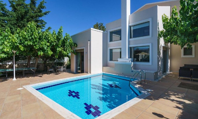 Skouloufia House | 150 m² House ∙ 3 bedrooms ∙ 7 guests