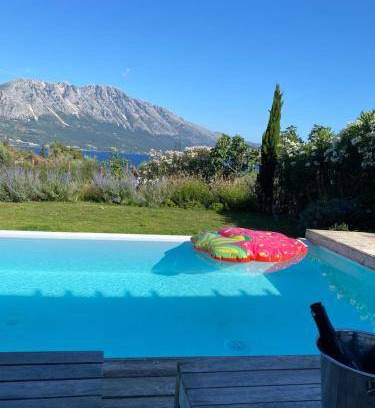 Pogonia Villa | 150 m² Villa ∙ 3 bedrooms ∙ 8 guests