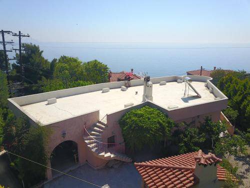 Fragkaki House | 160 m² House ∙ 4 bedrooms ∙ 8 guests