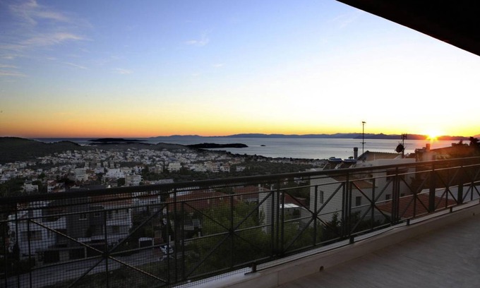 Voula Apartment | 165 m² Apartment ∙ 3 bedrooms ∙ 6 guests