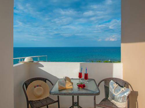 Amoudi Hotel | 18 m² Hotel ∙ 4 guests