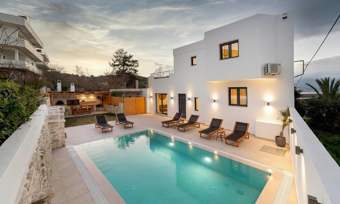Kamilari House | 180 m² House ∙ 4 bedrooms ∙ 8 guests