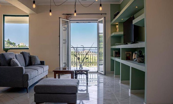 Argassi Apartment | 190 m² Apartment ∙ 5 bedrooms ∙ 9 guests