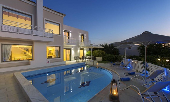 Skouloufia House | 200 m² House ∙ 4 bedrooms ∙ 8 guests
