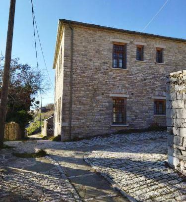 Zagori Villa | 216 m² Villa ∙ 5 bedrooms ∙ 11 guests