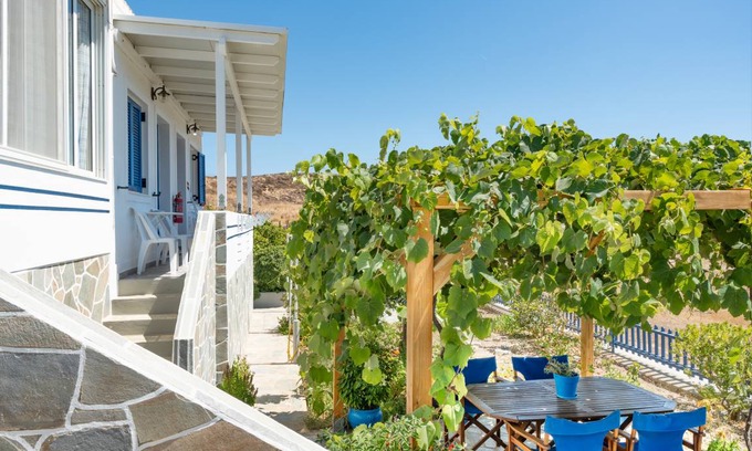 Serifos Apartment | 22 m² Apartment ∙ 1 bedroom ∙ 3 guests