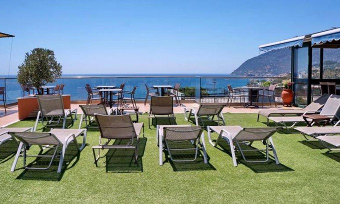 Plomari Hotel | 25 m² Hotel ∙ 2 guests