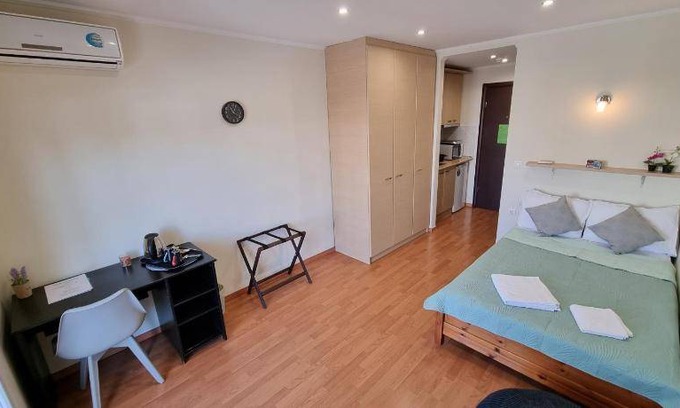 Katerini Apartment | 25 m² Serviced apartment ∙ 3 guests
