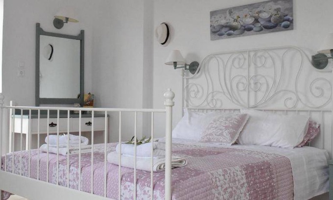 Adelianos Kampos Apartment | 26 m² Apartment ∙ 1 bedroom ∙ 2 guests