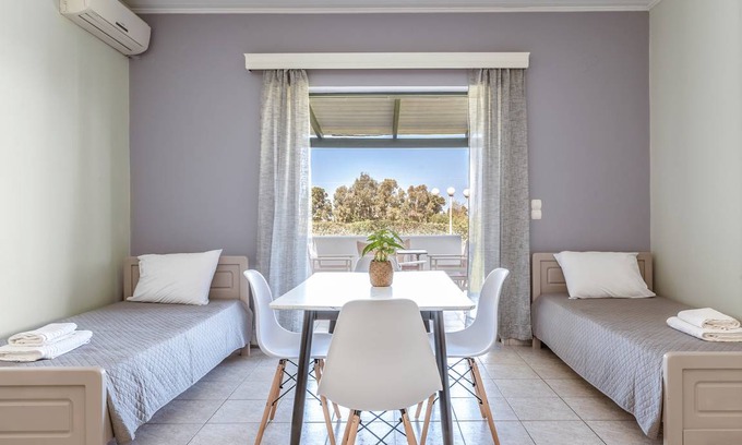 Kiparissia Apartment | 40 m² Studio flat ∙ 1 bedroom ∙ 4 guests