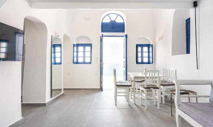 Oia Apartment | 45 m² Apartment ∙ 2 bedrooms ∙ 4 guests