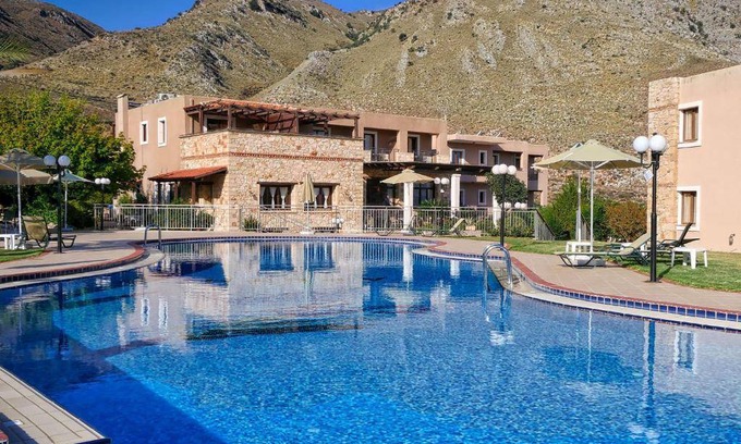 Megala Chorafia Hotel | 45 m² Hotel ∙ 127 guests