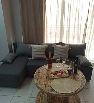 Petaloudes Apartment | 50 m² Apartment ∙ 1 bedroom ∙ 4 guests