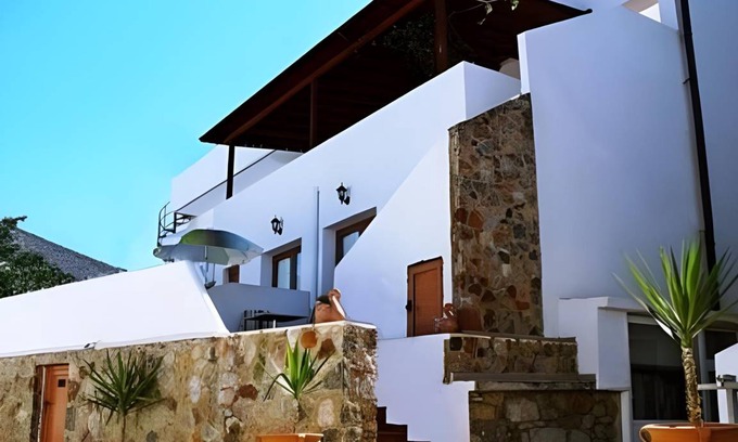 Tilos Apartment | 55 m² Apartment ∙ 4 guests