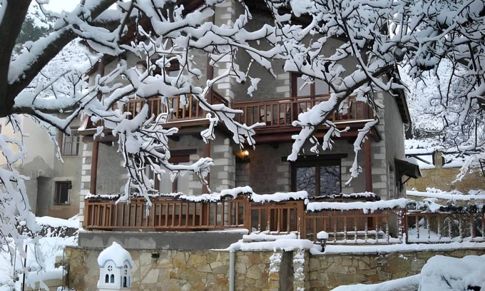 Mesaia Trikala Bed & Breakfast | 60 m² Bed and breakfast ∙ 4 guests