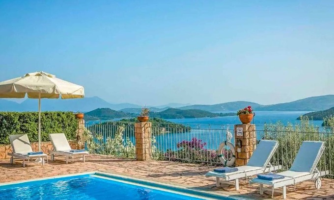 Nidri Villa | 60 m² Villa ∙ 2 bedrooms ∙ 4 guests