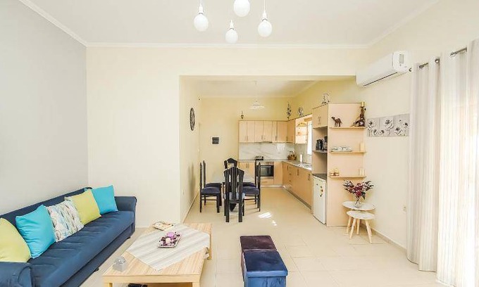 Livadia Apartment | 65 m² Apartment ∙ 1 bedroom ∙ 4 guests
