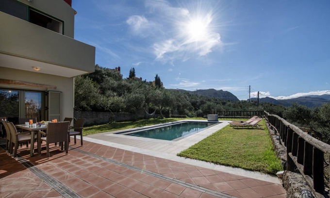 Milia Villa | 67 m² Villa ∙ 2 bedrooms ∙ 5 guests