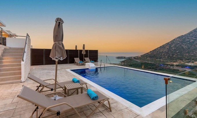 Vlichada Villa | 70 m² Villa ∙ 1 bedroom ∙ 4 guests