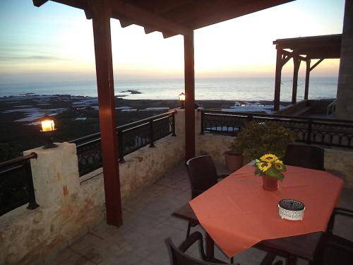 Limeniskos House | 78 m² House ∙ 2 bedrooms ∙ 5 guests
