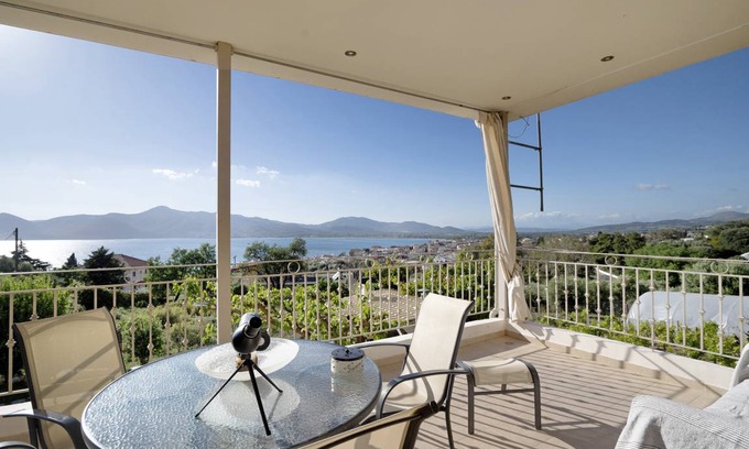 Aktio-Vonitsa House | 80 m² Finca ∙ 2 bedrooms ∙ 6 guests