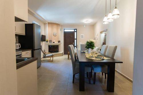 Zaros House | 80 m² House ∙ 2 bedrooms ∙ 6 guests