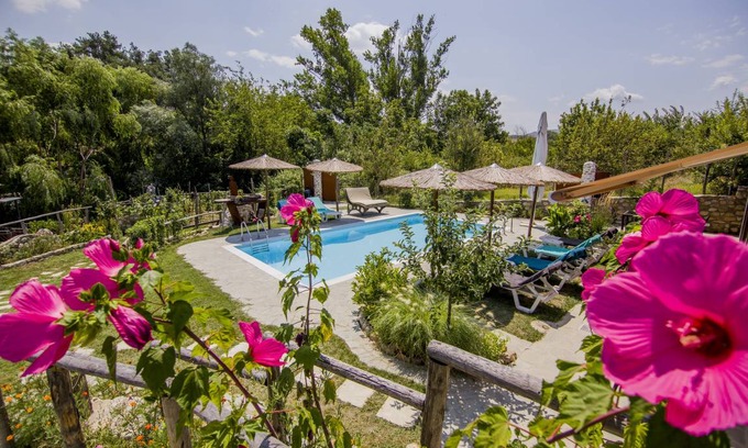 Tragilos House | 90 m² House ∙ 2 bedrooms ∙ 8 guests