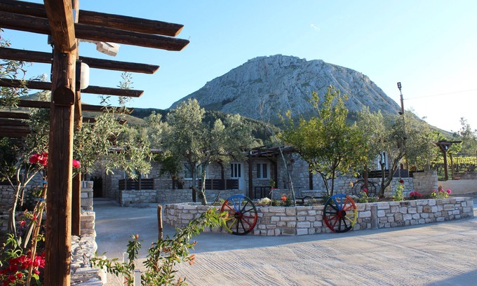 Archea Korinthos Apartment | Acrocorinth Apartments