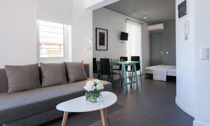 Exarhia Apartment | #AH42 Penthouse studio