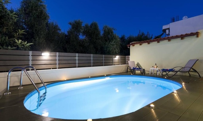 Stavromenos Villa | Amarlia Villa