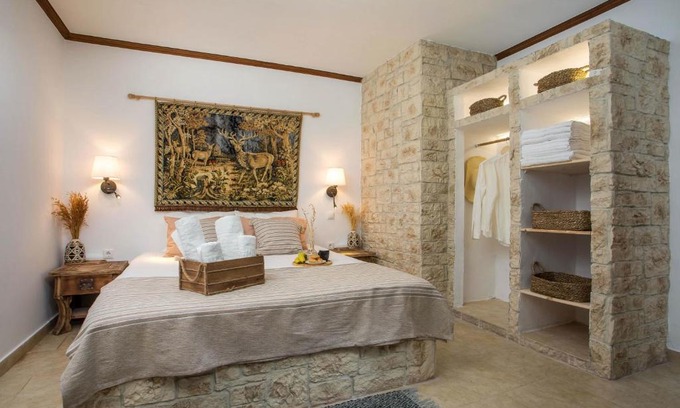 Halki House | Anna's House Traditional