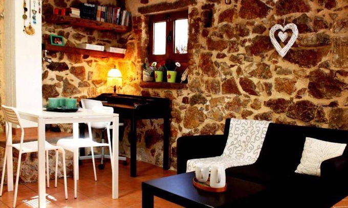 Dafni-Ymittos Apartment | Apartment ∙ 1 bedroom ∙ 3 guests