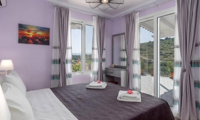 Kardhakata Apartment | Apartment 'Moulinos Cottages Nefeli' with Shared Terrace, Wi-Fi and Air Conditioning