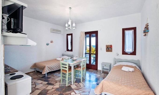 Ferma Apartment | Apartments with sea view