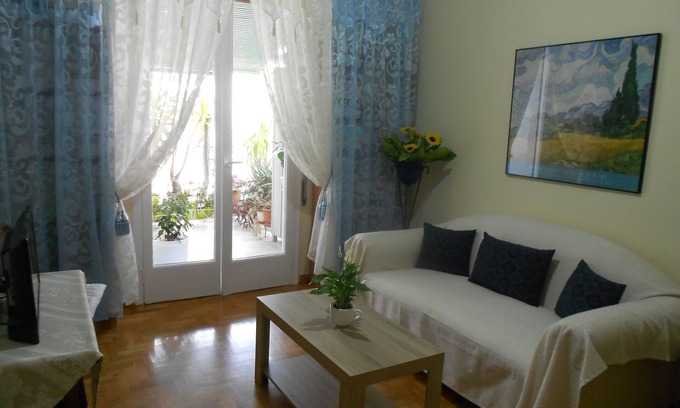 Athens City Centre Apartment | Athenian Oasis with fountain in city center!/Apartment