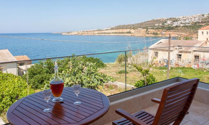 Halepa Apartment | Aura Estate