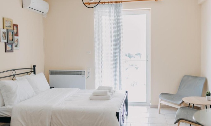 Patras Apartment | BEST HOUSE, NIRVANA, PATRA