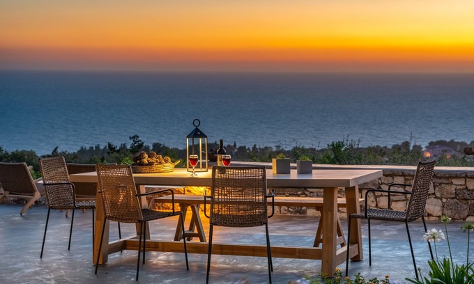 Tzamarelata Villa | Blue Horizon-Modern Villa private pool great view