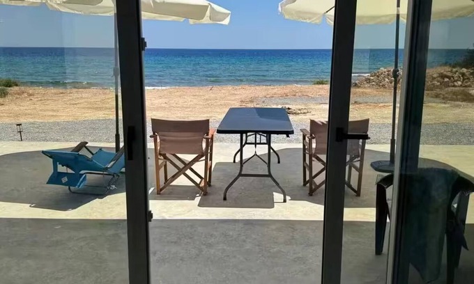 Makry Gialos House | Brand new beachfront house in Koutsouras — 30 steps to crystal-clear water!