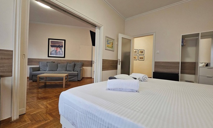 Mousio Apartment | City's corner spot 2