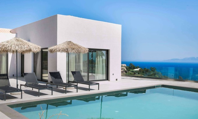 Leivathos Villa | Contemporary Villa, A/C, Private Pool, Magnificent Panoramic Sea View - Just 5mins drive to Beach!