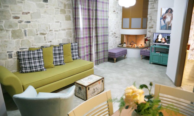 Asites Apartment | Deluxe One Bedroom Apartment
