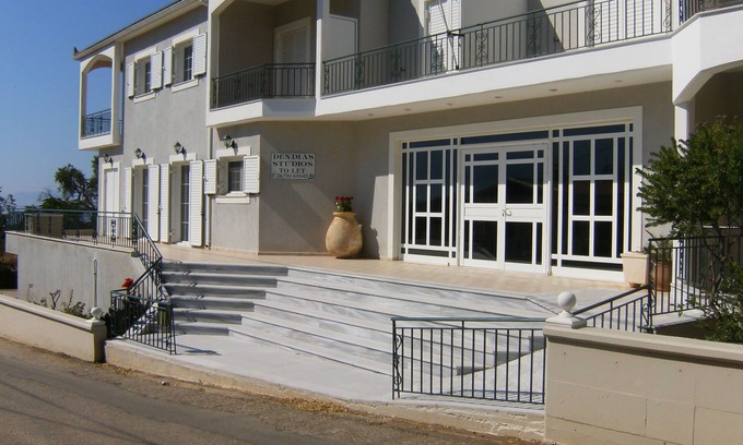 Karavados Apartment | Dendias Studios Self Catered Apartments in Karavados Kefalonia Greece