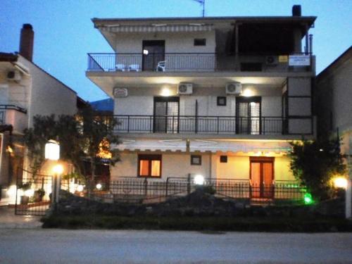 Stavros Apartment | Dimitra House