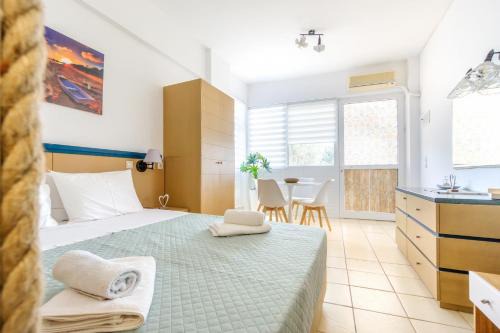 Skotino Apartment | Elegant Apt near the sea